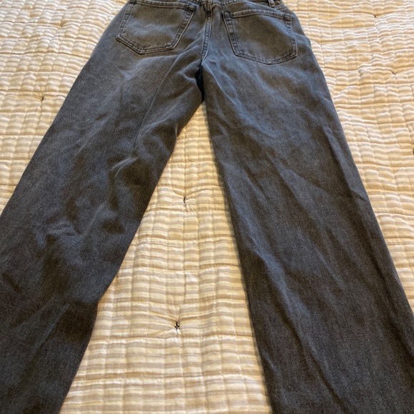 Jeans - Picture 4 of 4